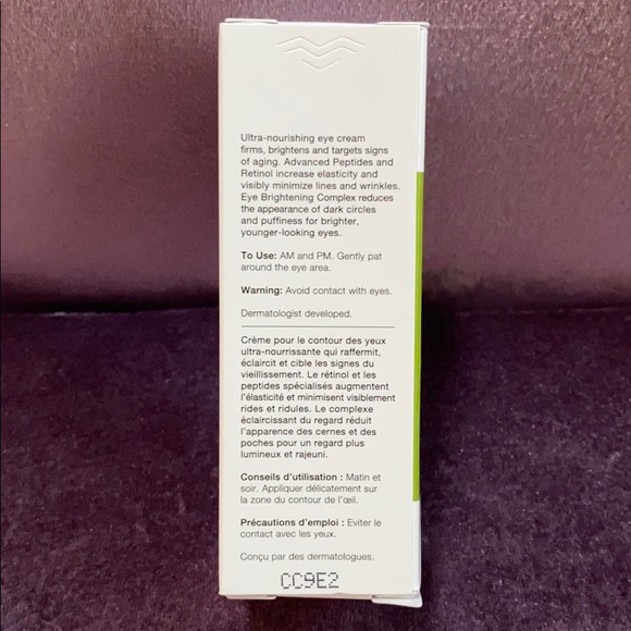 Murad Renewing Eye Cream - Picture 3 of 4